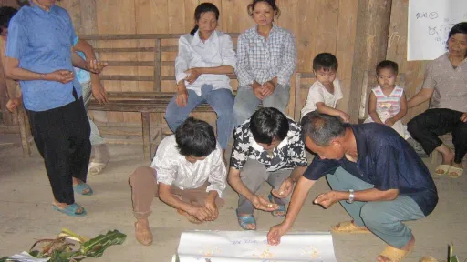 Farmers analysing local maize varieties